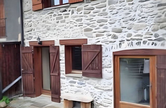 Holiday Home 'Maison De Charme À Saint-Avre' with Mountain View, Private Terrace and Wi-Fi