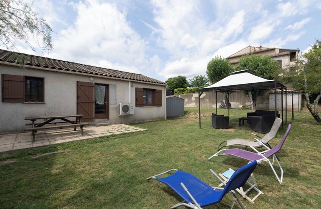 Holiday Home "Ombre d'Été" with Private Garden & A/C