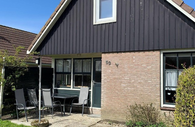 Holiday home "Oudesluis" with pool