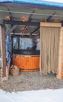 Holiday Home Small Vegas- JACUZZI AND GARTEN FOR EXCLUSIVE USE