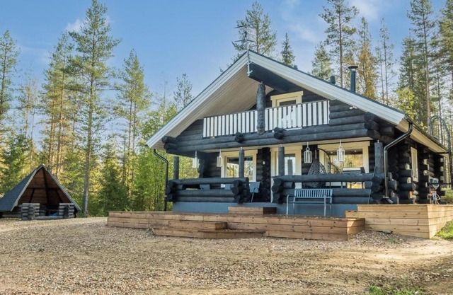 Holiday Home Vaaranpää by Interhome