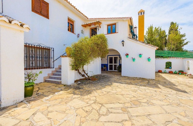 Holiday house Alcaucin for 1 - 18 persons with 8 bedrooms - Holiday home
