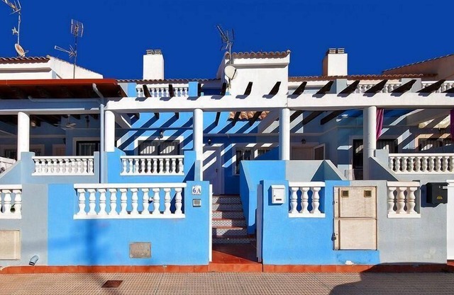 Holiday house Los Urrutias for 6 persons with 3 bedrooms - Row house