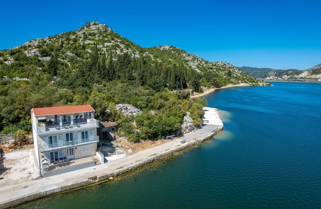 Holiday house with a parking space Rogotin, Neretva Delta - Ušće Neretve (K-24802)