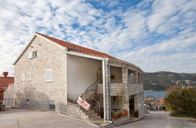 Holiday house Zaton for 1 - 16 persons with 8 bedrooms - Holiday home