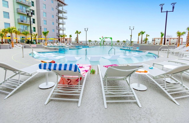 Holiday Inn Club Vacations Myrtle Beach Oceanfront by IHG