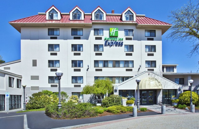 Holiday Inn Express Boston - Waltham by IHG