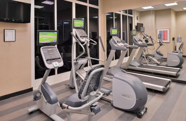 Holiday Inn Kansas City Airport by IHG