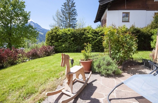 Holzwohnung in St. Johann in Tyrol with terrace