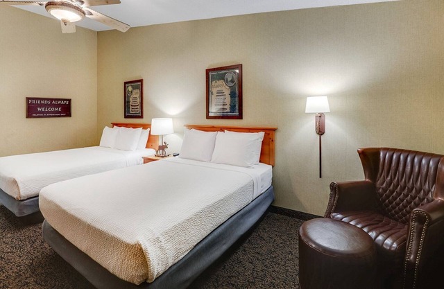 Home Away from Home Experience, Rustic Quad Cities Stay | 2 Units