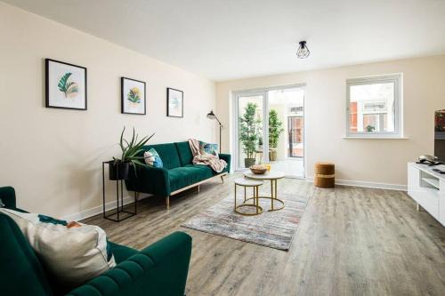 Home designed for contractors and families