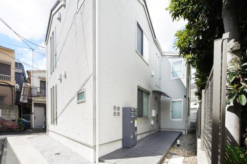 Home Suite Home Ikejiri - Shibuya 1 Stop! Sleek Confort with Washer and Dryer