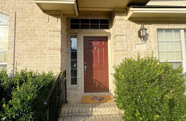 Home Sweet College Station! 3bed/2bath, Minutes away from Texas A&M University.