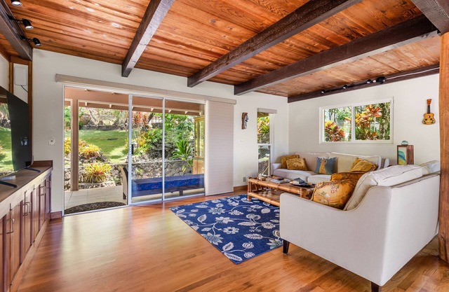 Home with ocean views, studio, large lanai, koi pond, washer/dryer