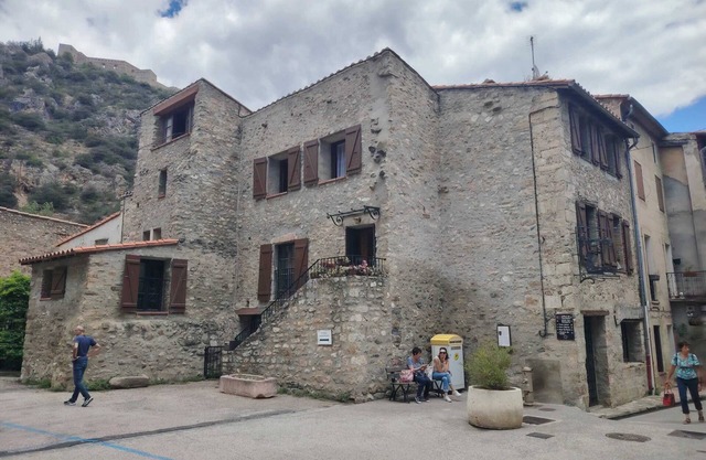 Homerez - House in Villefranche-de-Conflent