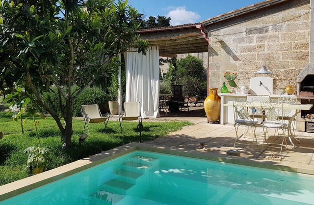 Homerez - Appartement 8 km away from the beach for 5 ppl. with shared pool