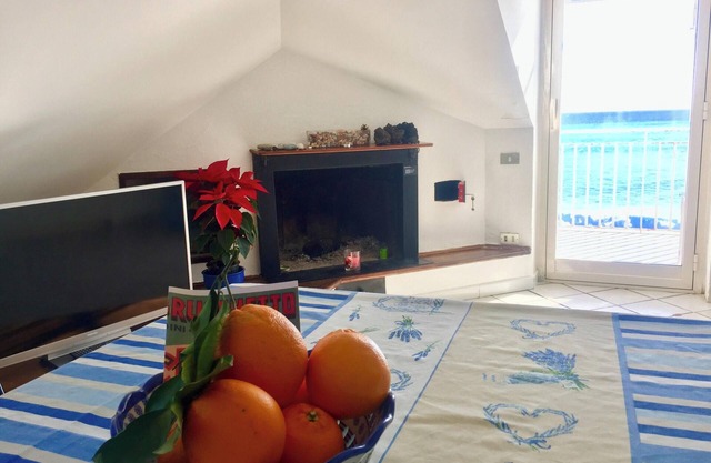 Homerez - Apt Mascali sea view