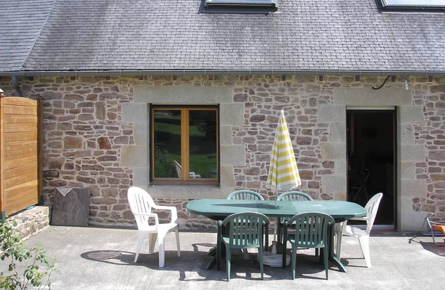 Homerez - Comfortable house in Plehedel with a fireplace