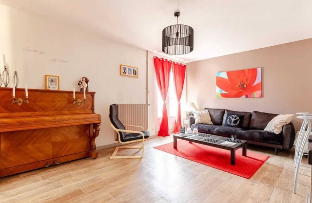 Homerez - House with private garden in Plaisance-du-Touch