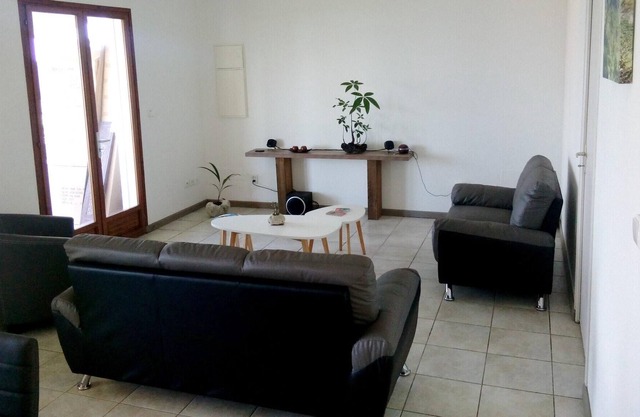 Homerez - House 5 km away from the beach for 5 ppl. with sea view at Petite Île