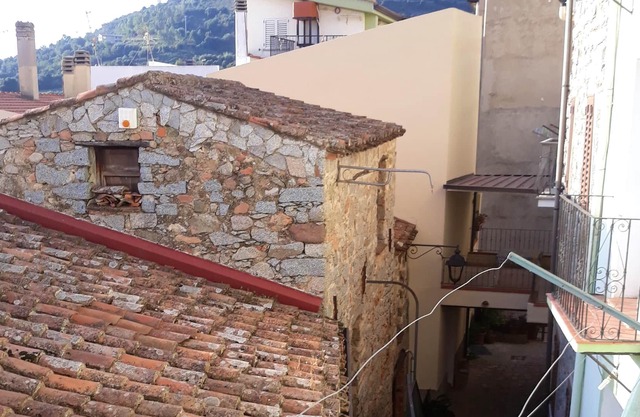 Homerez - Nice appartement 10 km away from the beach for 4 ppl. at Loceri