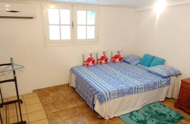 Homerez - Nice house 4 km away from the beach for 2 ppl. with garden at Cayenne