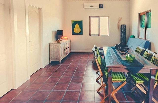 Homerez - Nice house for 6 ppl. with shared pool and terrace at Cañamero