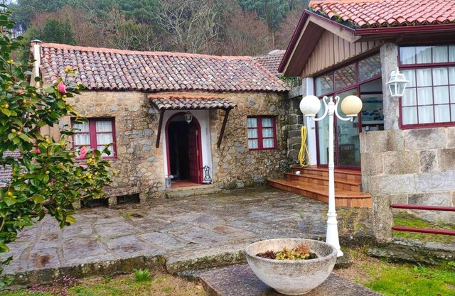 Homerez - Property 5 km away from the beach for 9 ppl. with shared pool at Nande