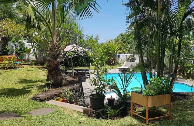 Homerez - Spacious villa with pool in Les Avirons