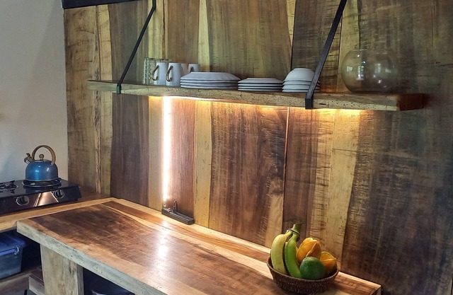 Homestay in dashing 1br garden-cottage in Uvita, 10 min walk to the beach