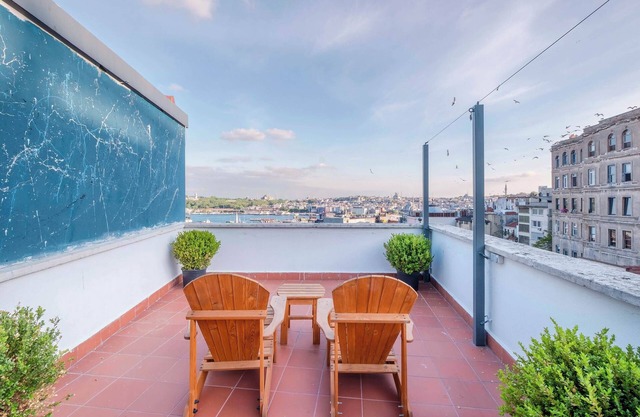Homie Suites | Galata | 100sqm Penthouse #LU6