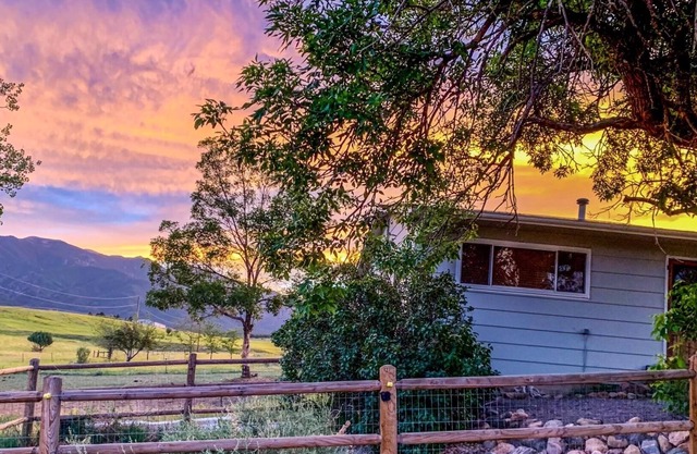 Horsefeathers Tiny Ranch Guesthouse