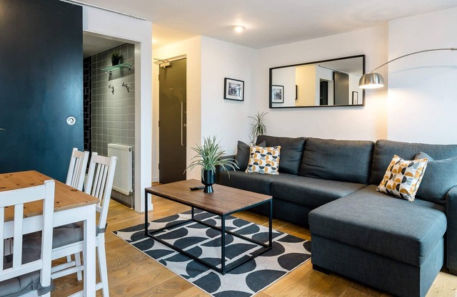 Host Apartments | Preston's Rooftop Apt