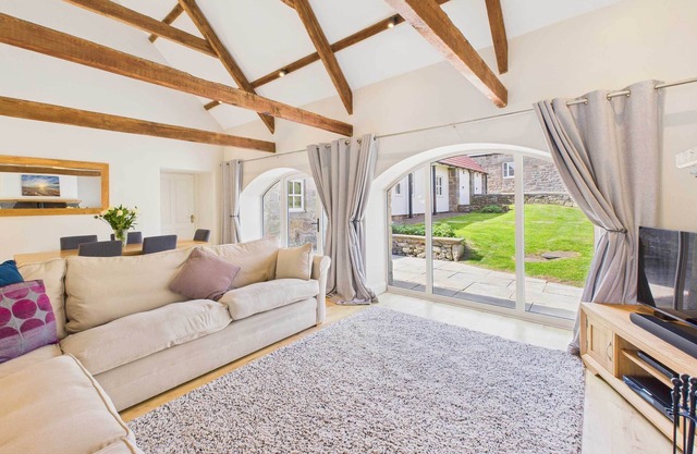 Host & Stay | Blue Barn