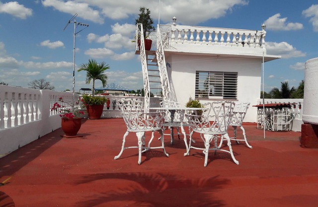 Hostal Casa Blanca Cienfuegos Cuba