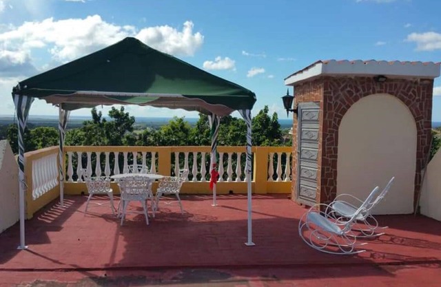 Hostal Miraluna Trinidad