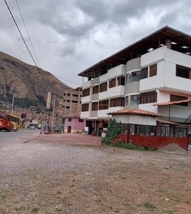 HOSTAL San Isidro CUSIPATA- CUSCO