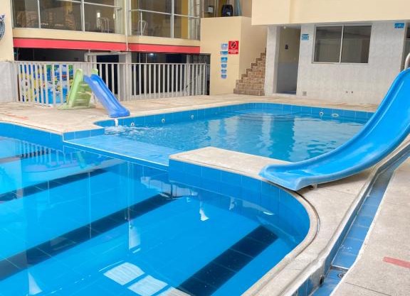 Hostal y Complejo Recreacional La Playita de Monse