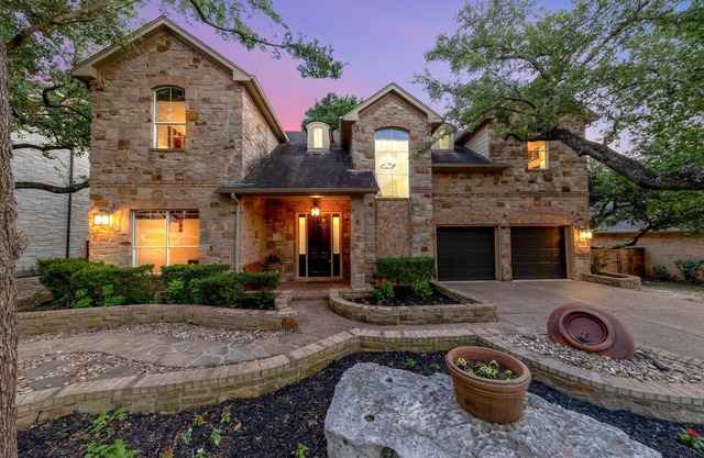 Hot Outdoor 8-personSpa, 5-bedroom house, Green belt