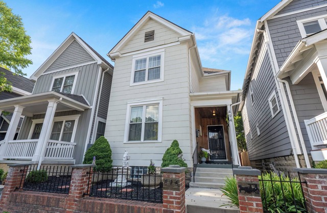 Hot Tub + Fire Pit Walk to German Village