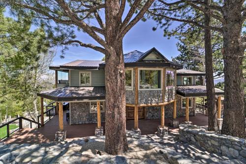 Hot Tub, Pool Table Luxe Reno Chalet with Mtn View!