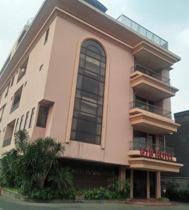 Hotel 678 Kemang Powered By Cocotel