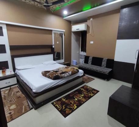 Hotel amaltas barwaha