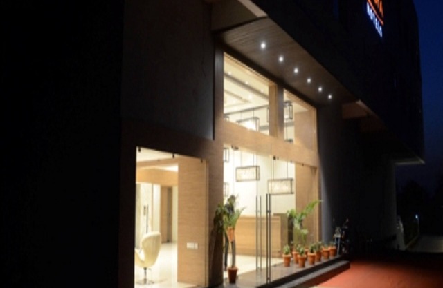 Hotel Amora