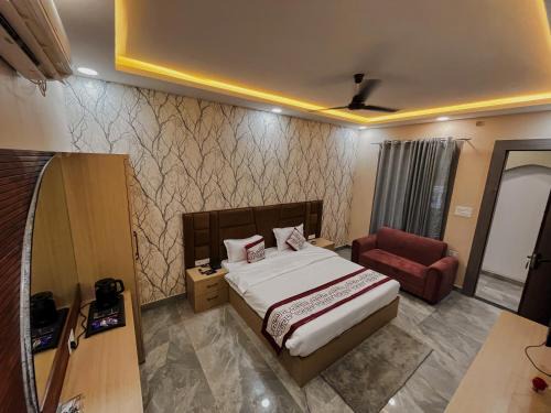 Hotel Atithi Food Village