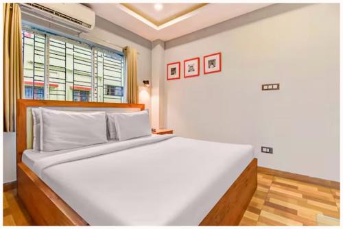 HOTEL LA SKY BOUTIQUE Near Airport road - Free Wifi & Parking - Fullt Air Conditioning Suite Rooms - Best Hotel In Hyderabad