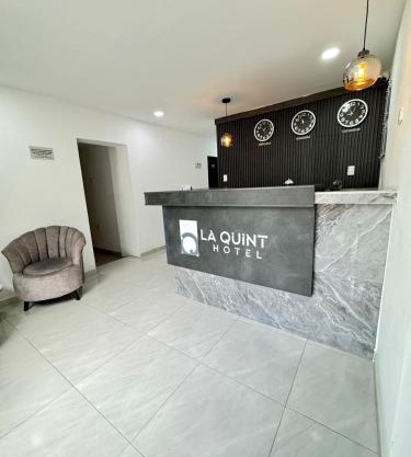 HOTEL LE QUINT