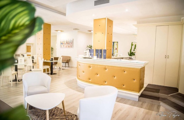 Hotel Lonatino