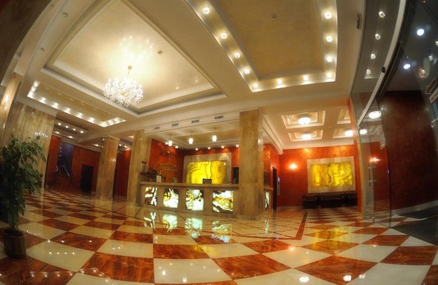 Hotel Mir
