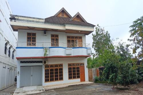 Hotel O Karunia Kost & PenginapanNearSiring Marabahan (Ulek Barito)
